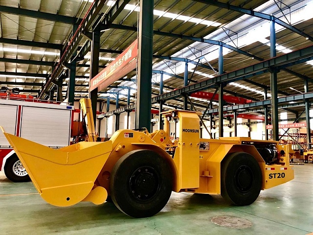 Подземный шахтный погрузчик SCOOPTRAM ST20 для горной добычи и подземном строительстве.